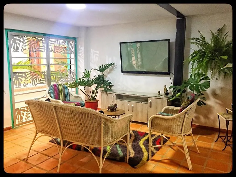 Bacano Hostel Santa Marta  2*, Santa Marta (Magdalena)