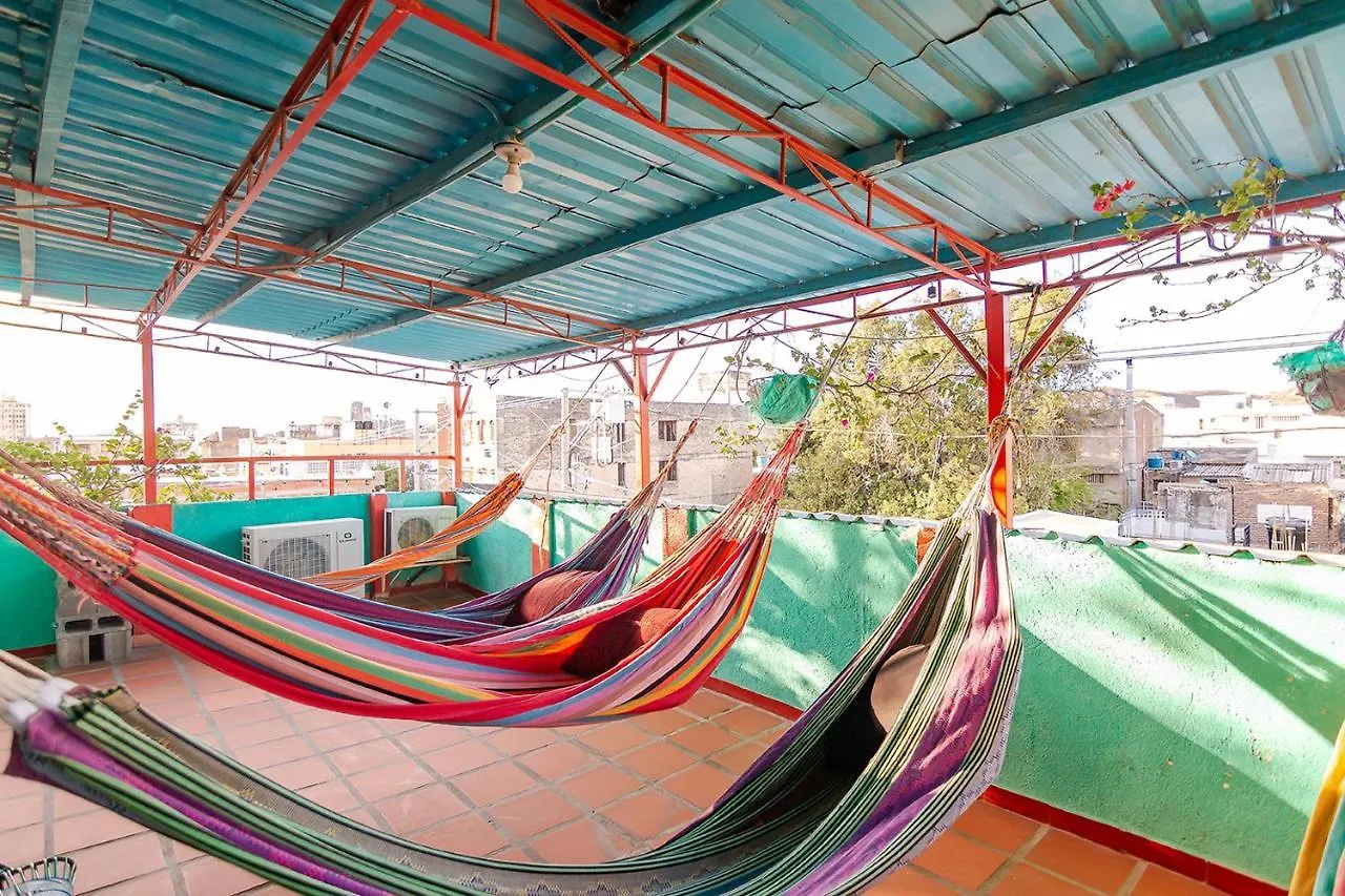 ベッド・アンド・ブレックファスト Bacano Hostel サンタ・マルタ